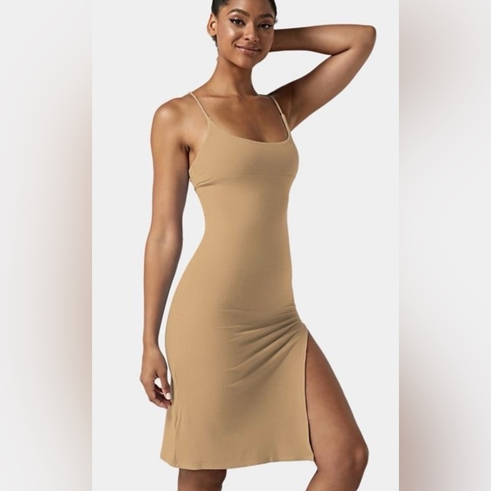 HALARA Everyday Beige Ribbed Spaghetti Strap Dress